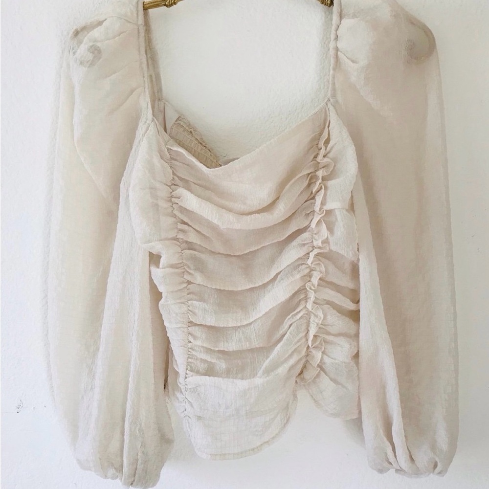 Astr Cream Ruched Blouse - Picture 3 of 4